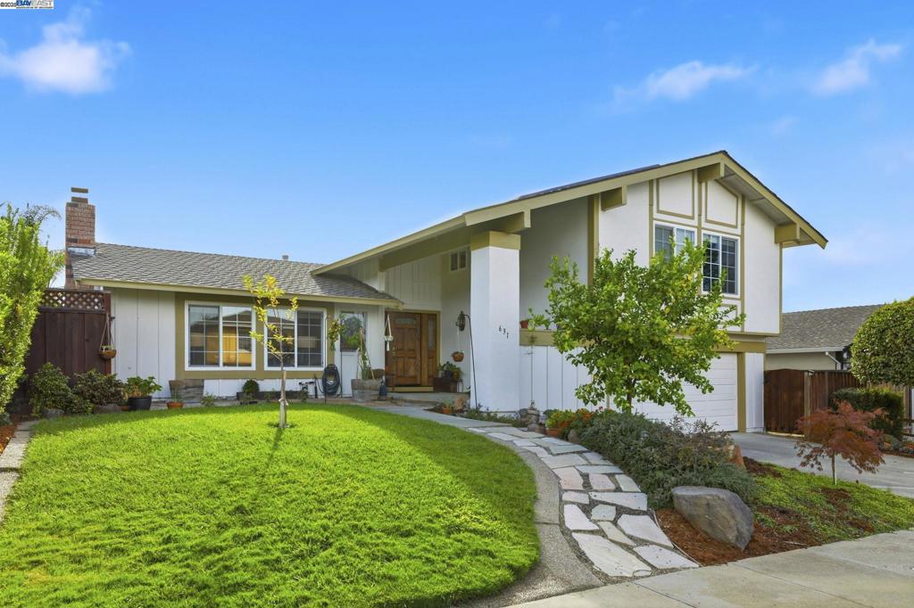 Properties 3 631 Claret Ct