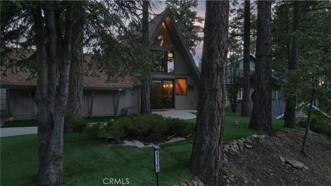 Photo of 43305 Sand Canyon Rd, Big Bear Lake, CA 92315 (MLS # IG26076028)