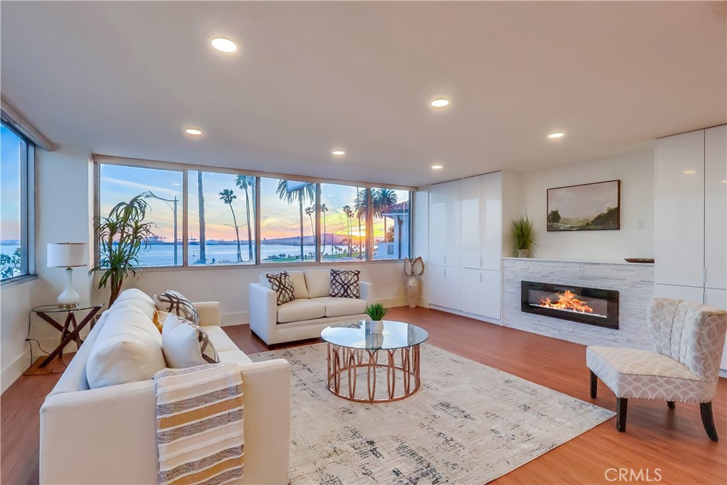 2999 E Ocean Boulevard 210