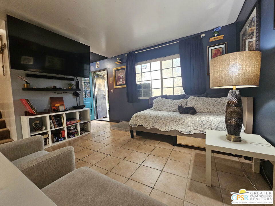 635 E Matchwood Place