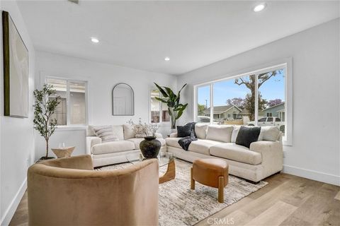 Photo of 5845 Gundry Ave Ave, Long Beach, CA 90805 (MLS # PW25124212) Photo of 5845 Gundry Ave Ave, Long Beach, CA 90805 (MLS # PW25124212)