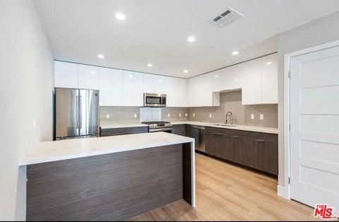 Photo of 1906 Overland Avenue #203, Los Angeles, CA 90025 (MLS # 26871347)