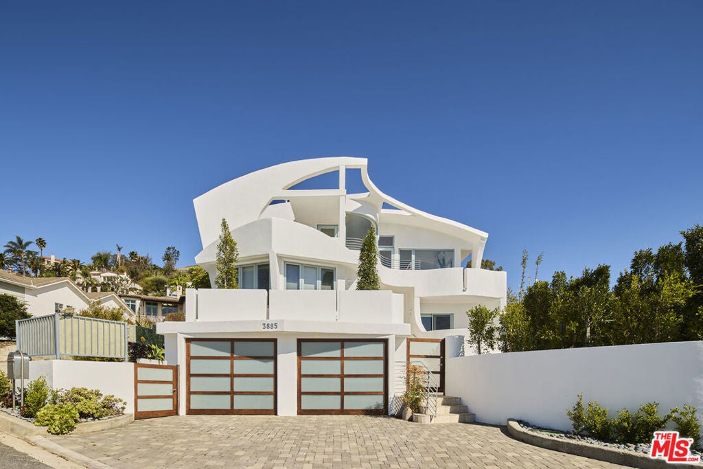 3885 Rambla Orienta