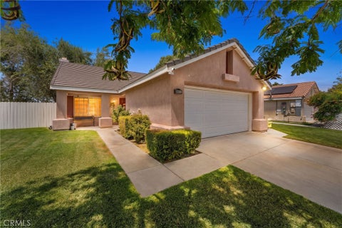 Photo of 2011 Ogden LN, Lancaster, CA 93535 (MLS # SR26175545)