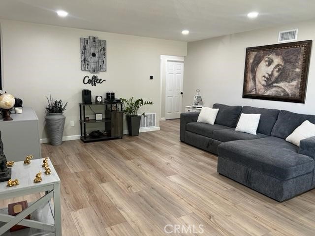 9827 Estacia Court