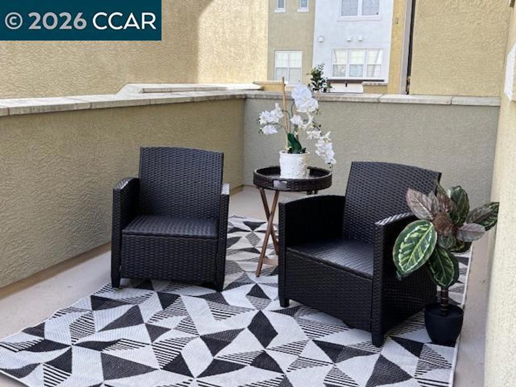 Photo of 13 Picasso Ct Ct, Pleasant Hill, CA 94523 (MLS # 41128911)