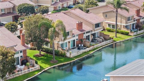 Photo of 7911 Seawall Circle #197, Huntington Beach, CA 92648 (MLS # OC25186728) Photo of 7911 Seawall Circle #197, Huntington Beach, CA 92648 (MLS # OC25186728)