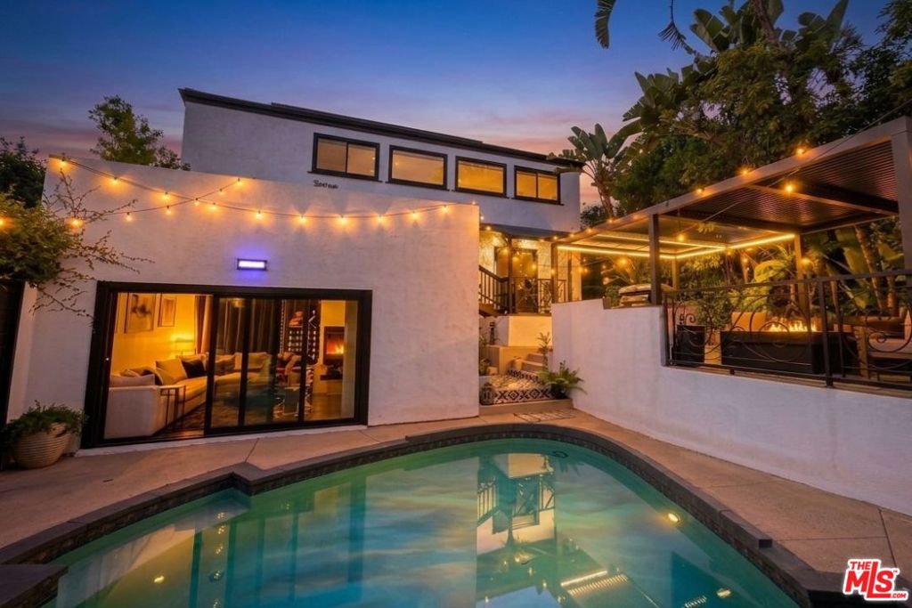 2300 Benedict Canyon Drive
