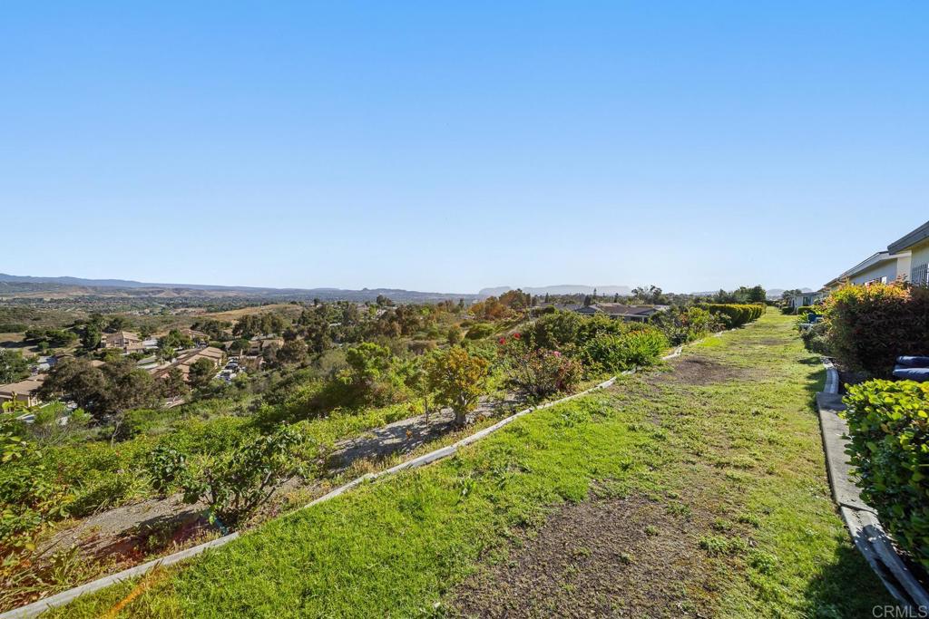 3902 N Vista Campana 22