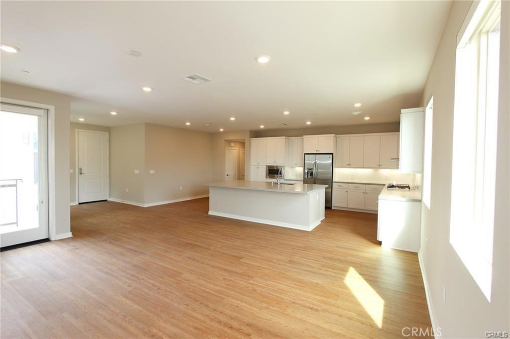 Properties 3 186 Tribeca