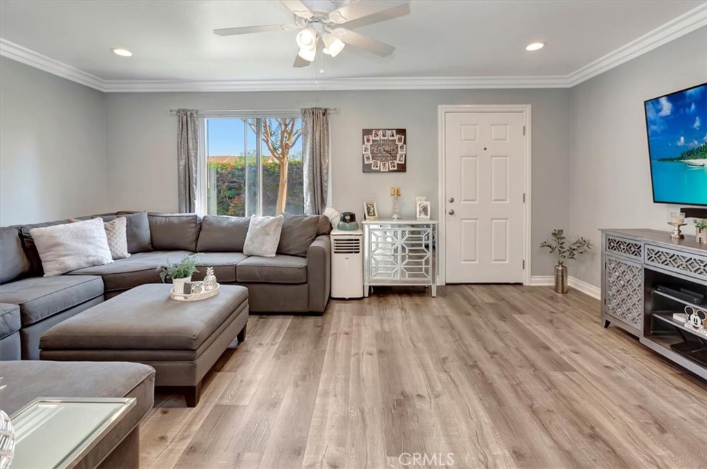 370 Carriage Drive B