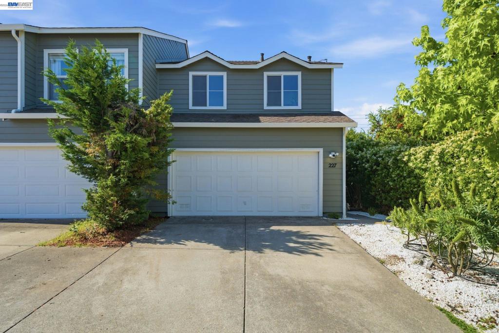 227 Clearpointe Drive