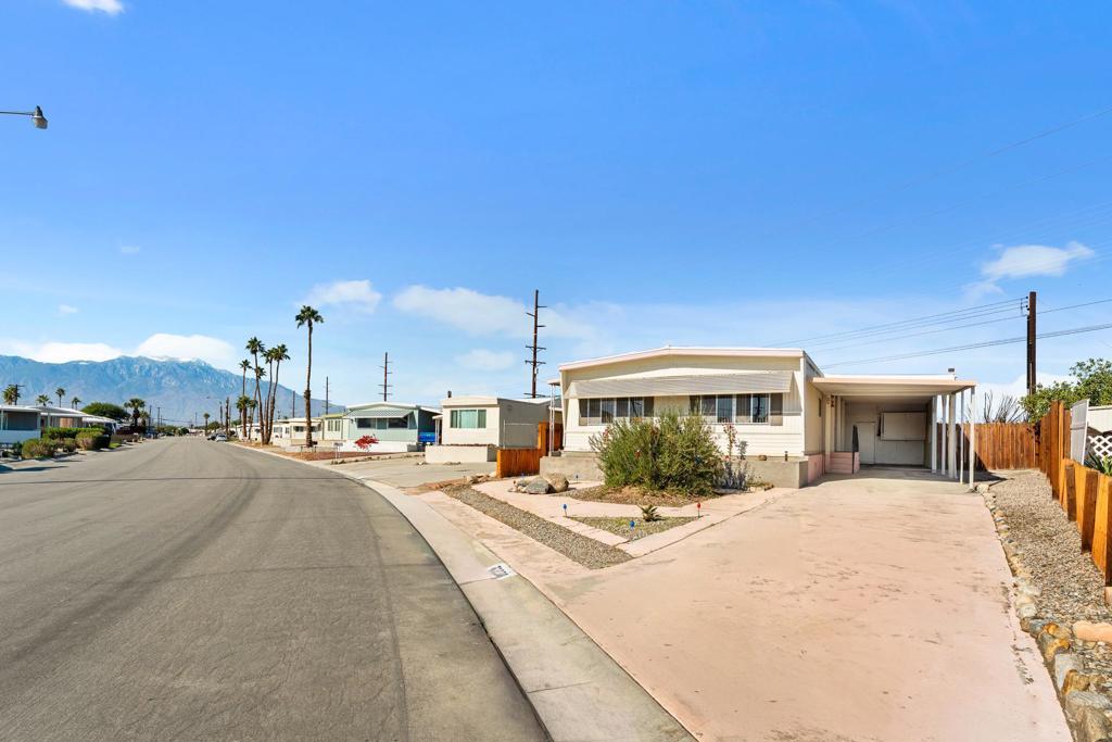 Tri Palm Estates - Manufactured In Park