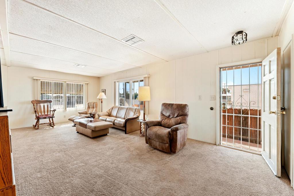 Tri Palm Estates - Manufactured In Park