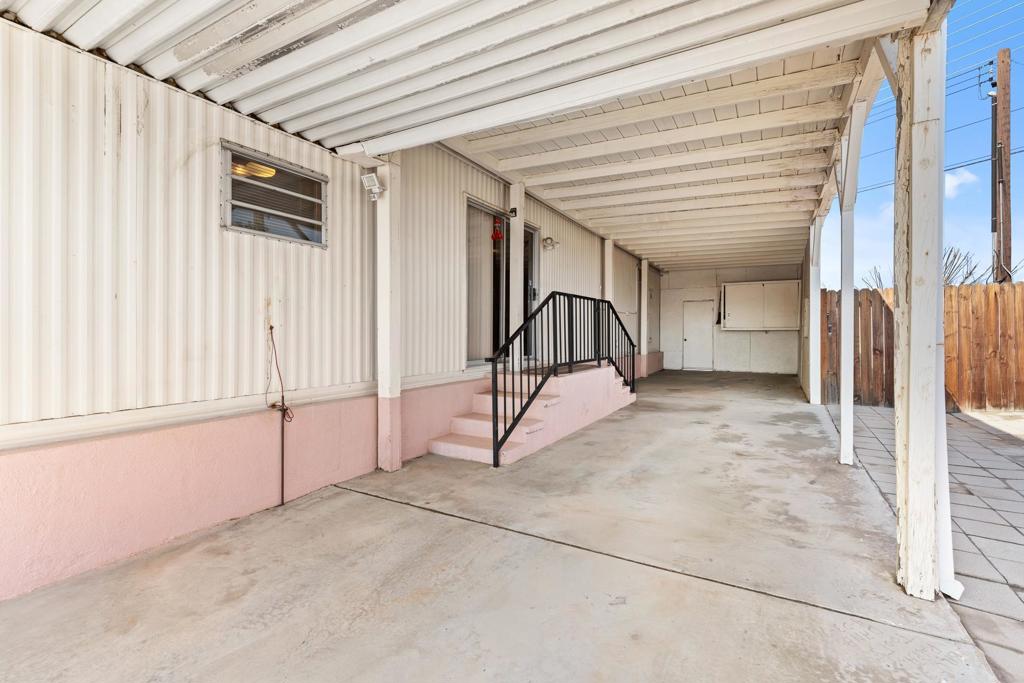 Tri Palm Estates - Manufactured In Park