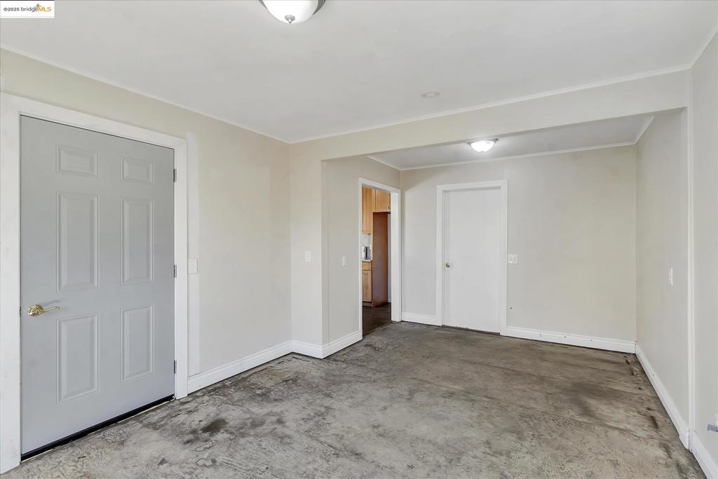 REDWOOD CITY - Residential