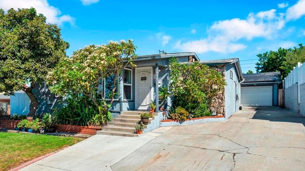 6832 WAITE DR, SAN DIEGO, CA 92115 - Image 7d19209c6a4ee5cf1b8bfd42f5bdb606/193661703