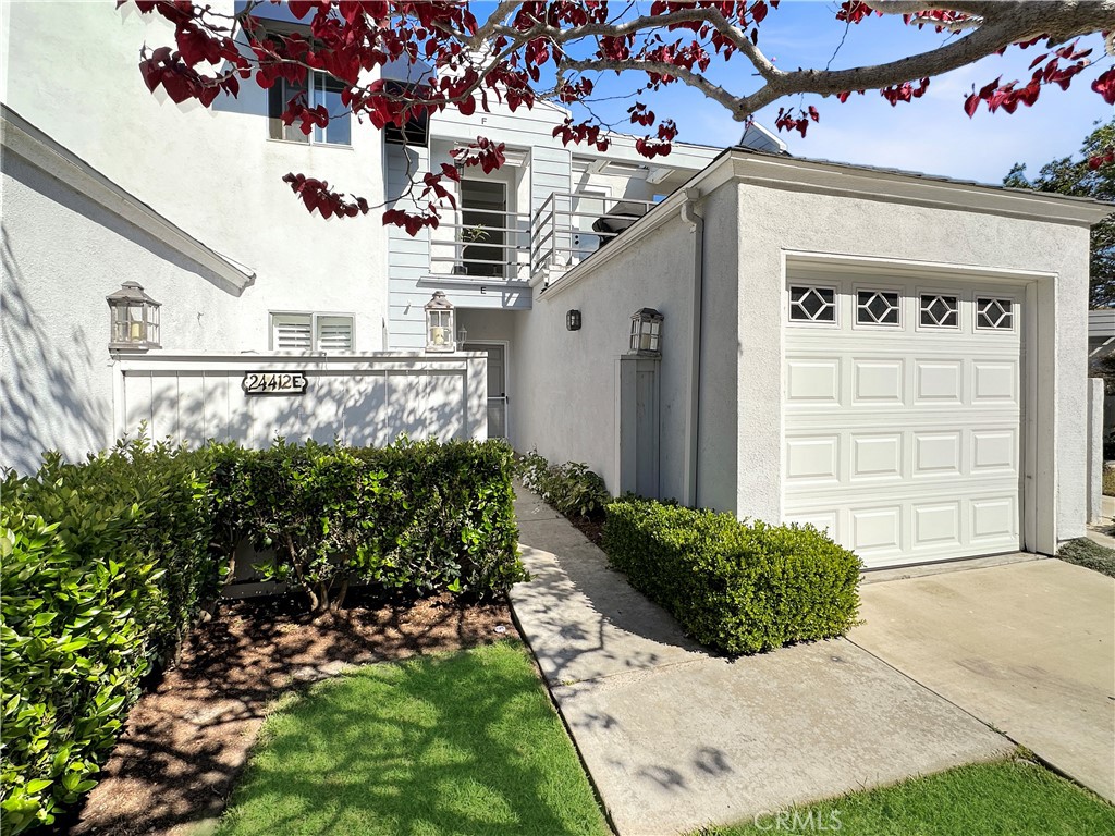 24412 Lantern Hill E