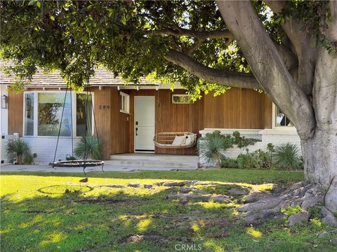 Photo of 389 Mira Loma Pl, Costa Mesa, CA 92627 (MLS # OC26038953)