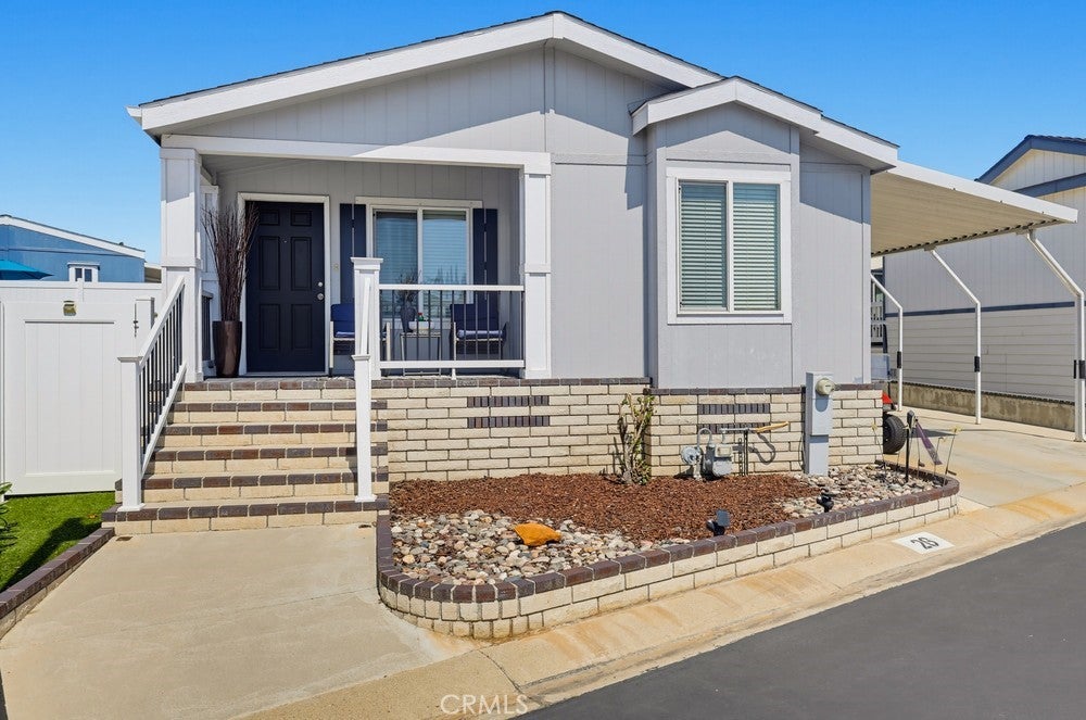 1245 W Cienega Avenue 26