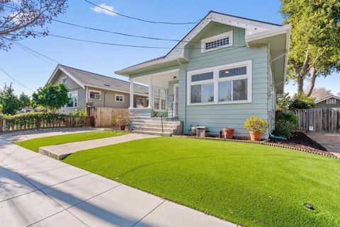 Photo of 403 N 12th Street, San Jose, CA 95112 (MLS # ML82037257)