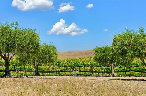 Tiny photo for 6320 Von Dollen Road, San Miguel, CA 93451 (MLS # NS25106354)