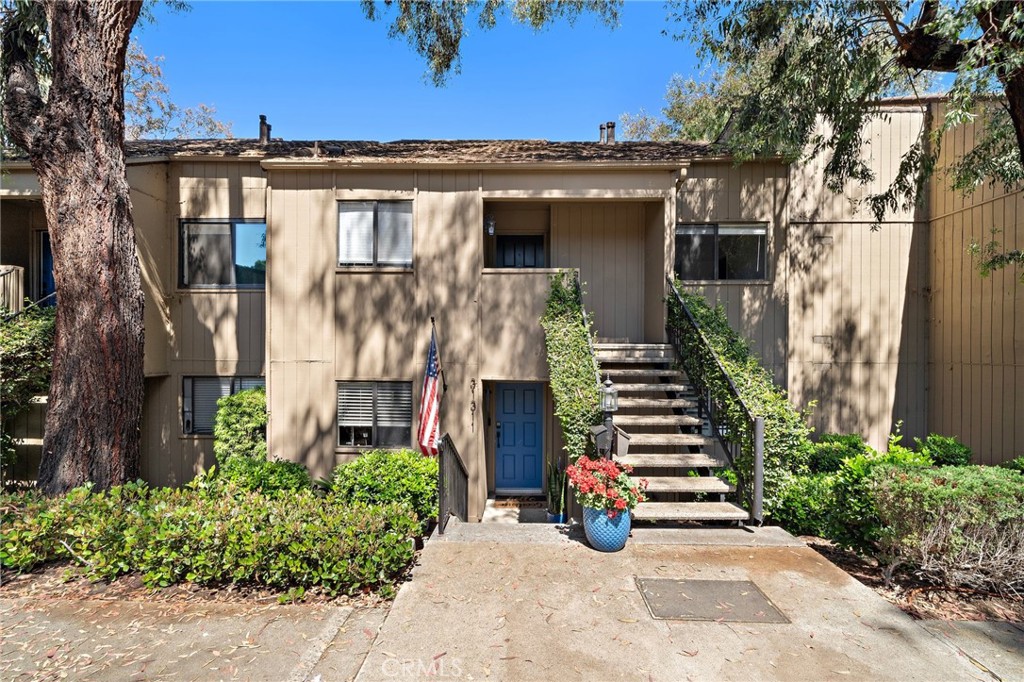 East Nine (EN) - Residential