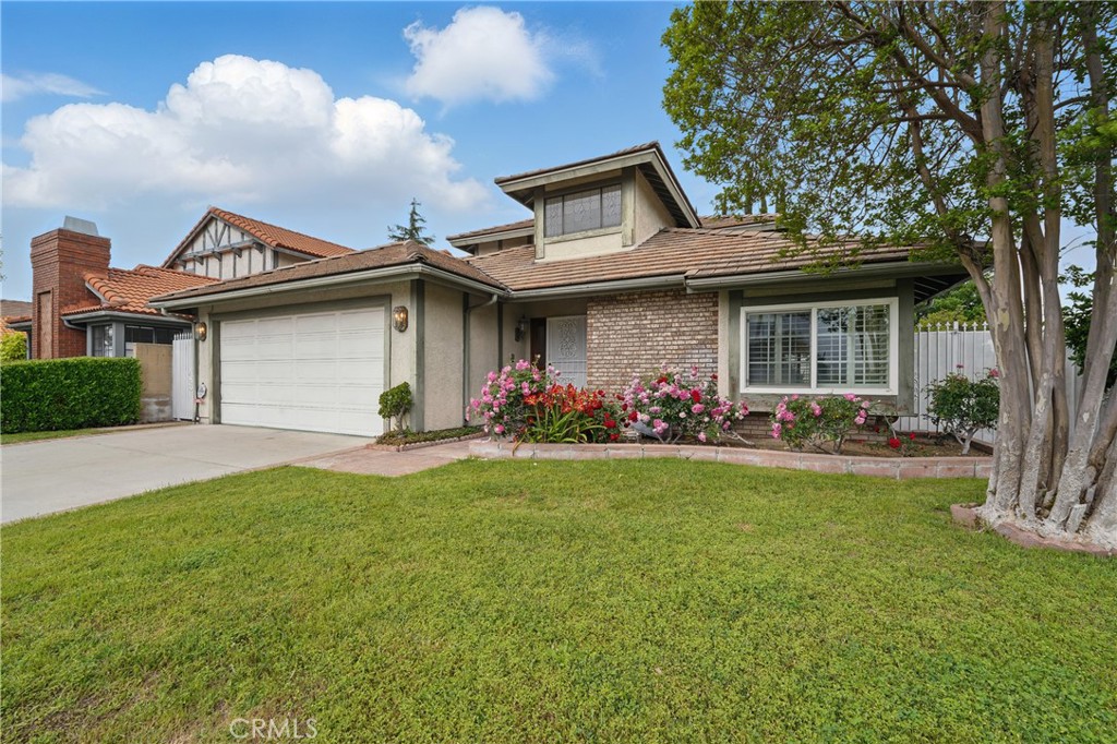 Properties 3 723 E Hermosa Drive