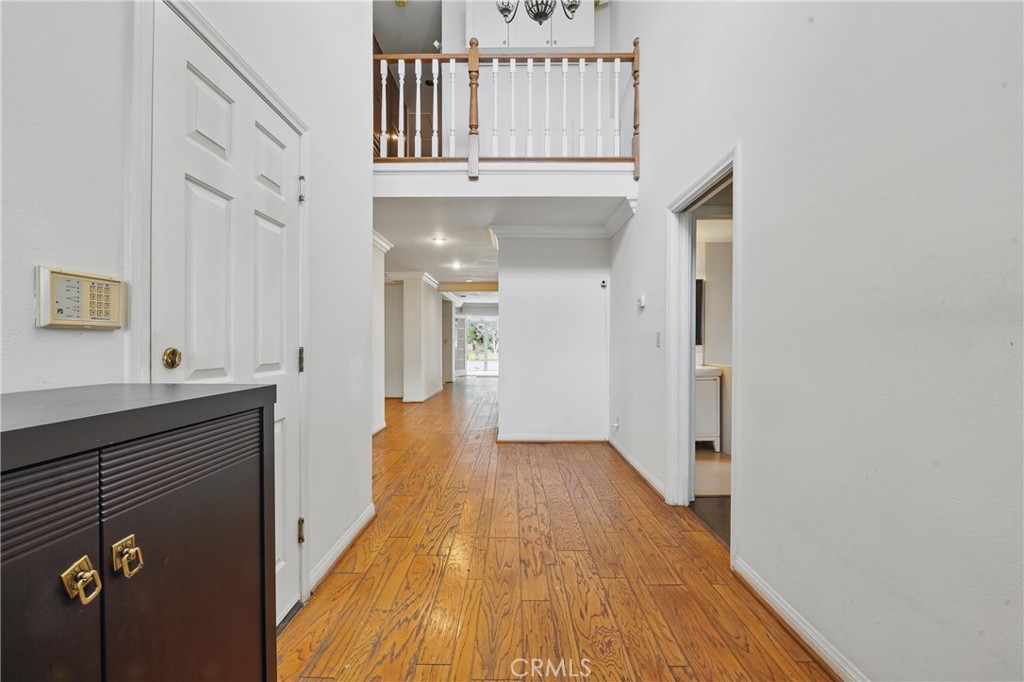 Properties 4 723 E Hermosa Drive