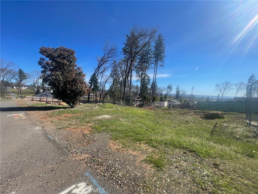 Survey Complete & Water Ready! Build your dream home at the end of a quiet street in beautiful Paradise, CA! This lower Paradise lot offers valley views, gorgeous sunsets, and is surrounded by mature landscaping and new homes. Survey is done, PID water is active, and land use review is complete with approval for a 3-bedroom home—saving you time and money. Just minutes from Lime Saddle Marina and more! Don’t miss this ready-to-build opportunity in a peaceful, scenic location.