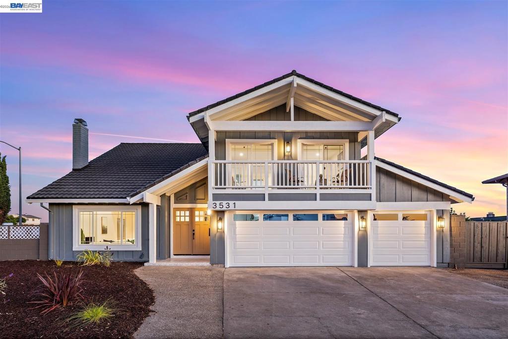 3531 La Mesa Dr DR