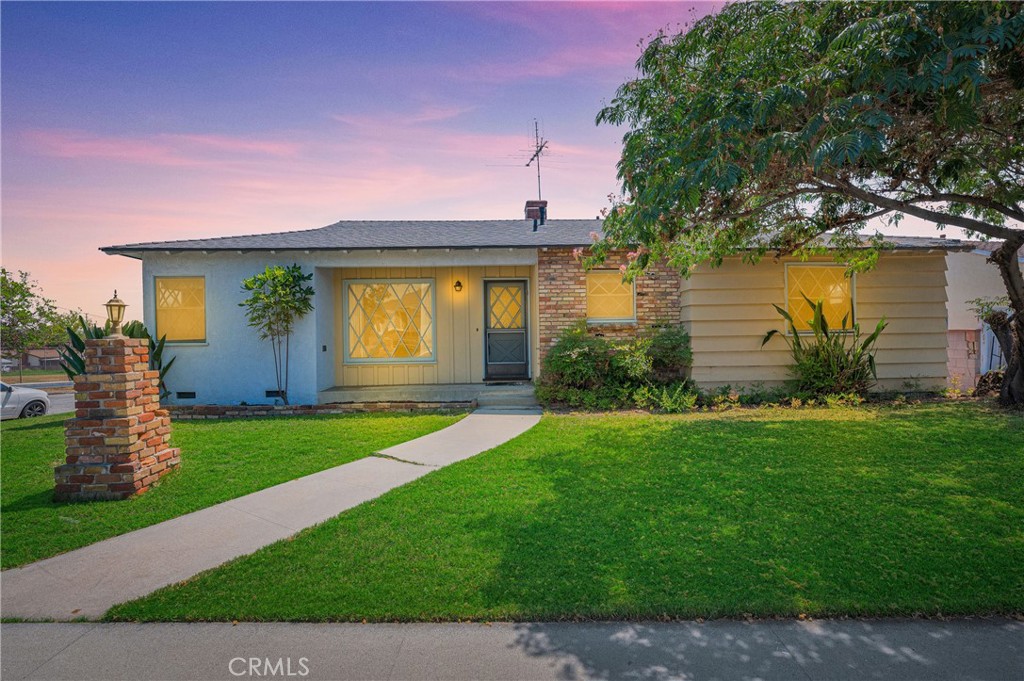 Charming Single-Story Home in Prime Montebello Location
Welcome to 321 E. Oakmont Drive, a beautifully maintained single-story gem nestled on a spacious corner lot in a peaceful cul-de-sac in the heart of Montebello. This inviting home offers 2 bedrooms plus a versatile den with a closet—easily convertible into a 3rd bedroom—and 1.5 bathrooms with potential to expand into a ¾ or full bath. With 1,376 sq ft of living space on a generous 7,080 sq ft lot, this home is perfect for families and entertainers alike. The expansive living room features a cozy fireplace and sliding patio doors that open to a large backyard—ideal for gatherings and outdoor fun. The dining area flows seamlessly into the kitchen, making mealtime and hosting a breeze. Additional highlights include partial hardwood flooring, newer double-pane windows in parts of the home, newer roof and furnace for peace of mind, large corner lot with ample outdoor space. Located just minutes from top entertainment and shopping destinations like Topgolf, The Shops at Montebello, Montebello Town Center, Bowlero Montebello,, and major restaurants, this home offers unbeatable convenience. Families will love the walkable access to top-rated schools, including La Merced Elementary and La Merced Intermediate. Commuters will appreciate the easy access to major freeways including the 60, 710, and 5, providing smooth connectivity to Los Angeles and surrounding areas. This home is the perfect blend of comfort, location, and potential—a must-see opportunity in one of Montebello’s most desirable neighborhoods!