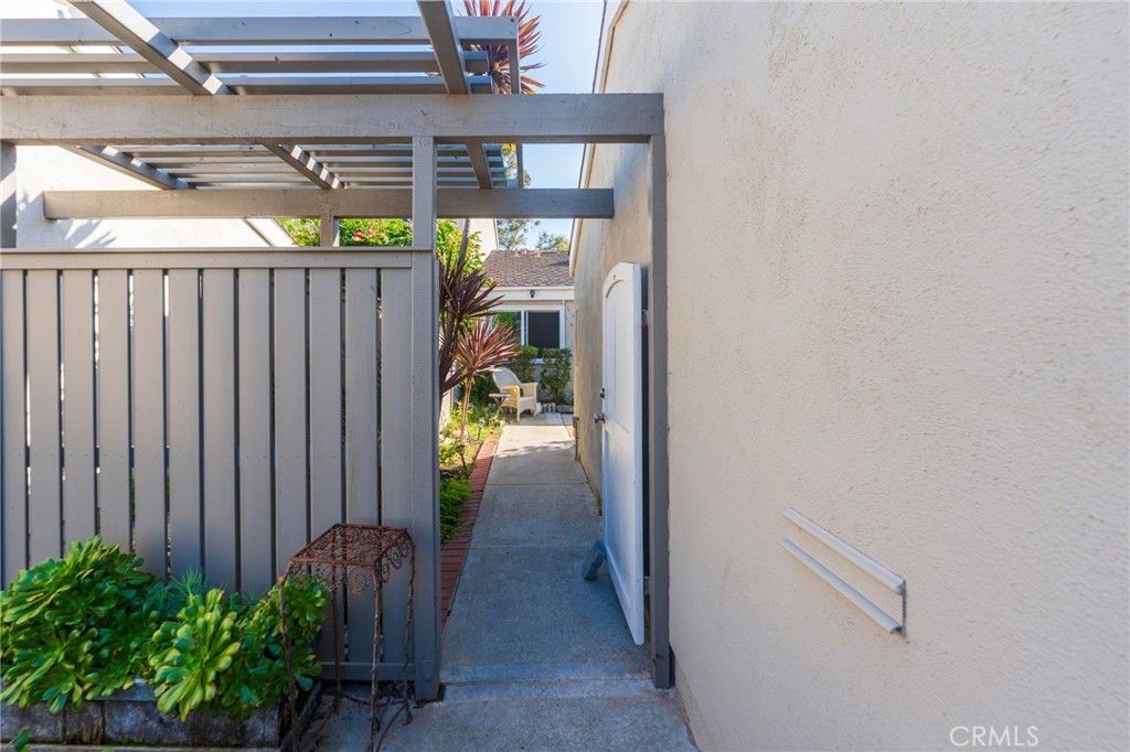 Photo of 19916 Maritime Ln, Huntington Beach, CA 92648 (MLS # OC25269140)