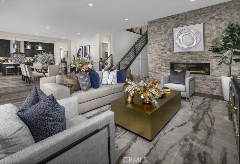 Pacific Royal Oaks - Residential