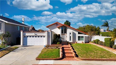 17741 Los Alamos Fountain Valley CA 92708