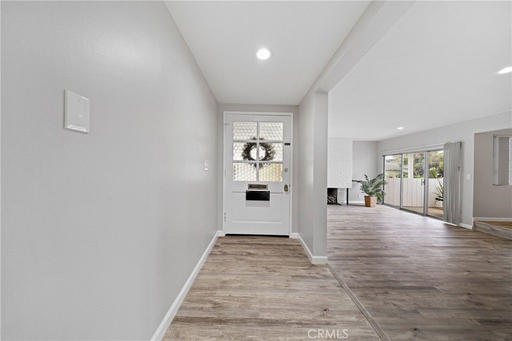 Photo of 466 S Wellington Road, Orange, CA 92869 (MLS # SW26070892)