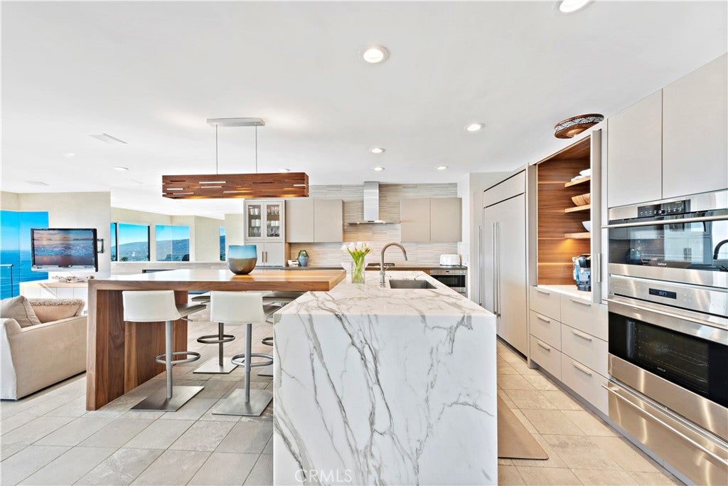535 Dunnegan Drive, Laguna Beach CA 92651 - Photo 20