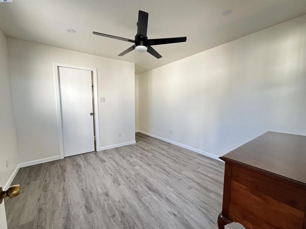 NEWARK - Residential