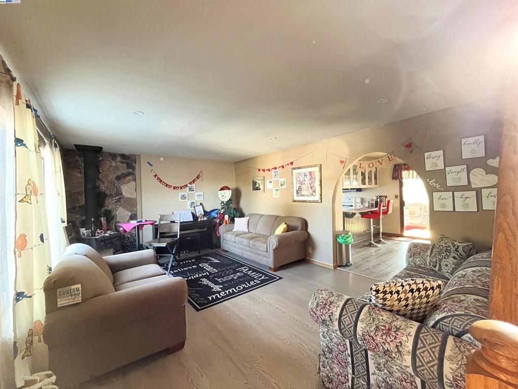 NEWARK - Residential