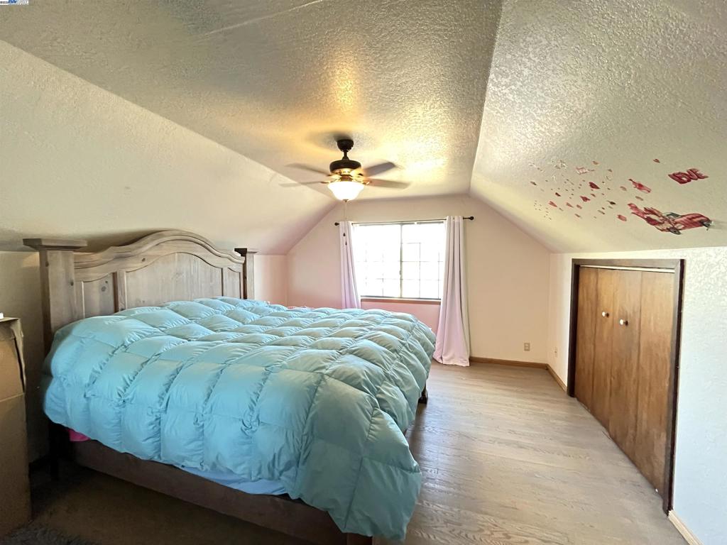 NEWARK - Residential