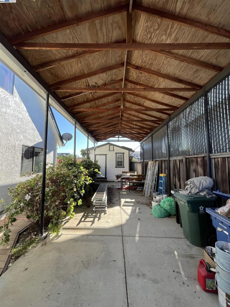 NEWARK - Residential