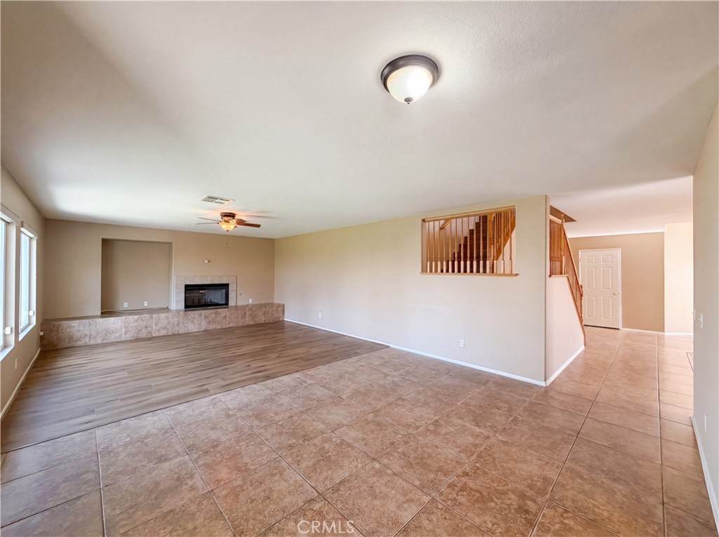 4825 Woods Lane