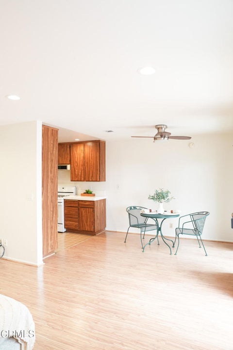 Tiny photo for 6727 Wordsworth Way, Ventura, CA 93003 (MLS # V1-36201)
