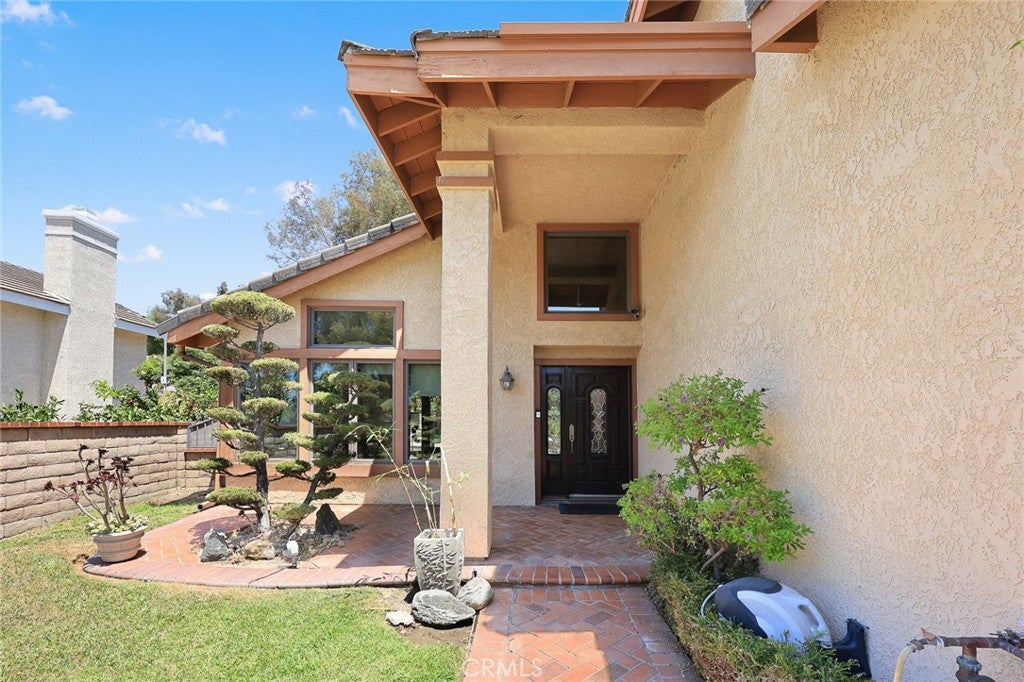 21111 Valleyview Drive