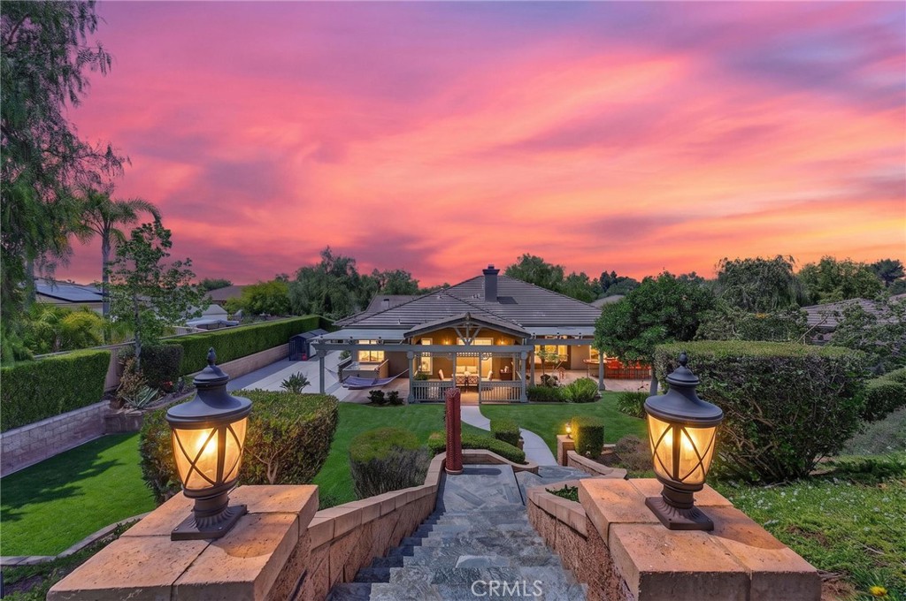 2020 Avocado Knoll Lane