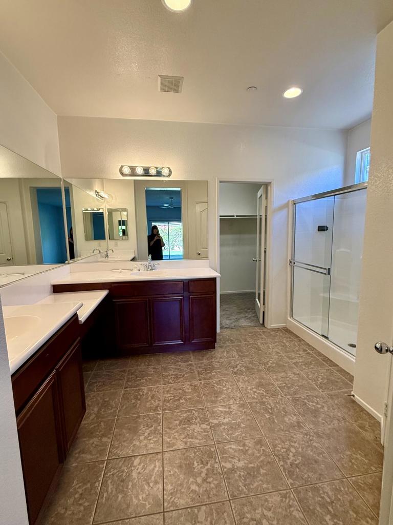 Mountain Gate - Residential Lease