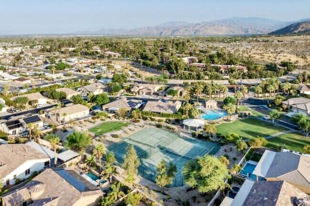 Mountain Gate - Residential Lease