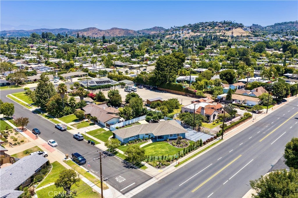 18211 Fairhaven