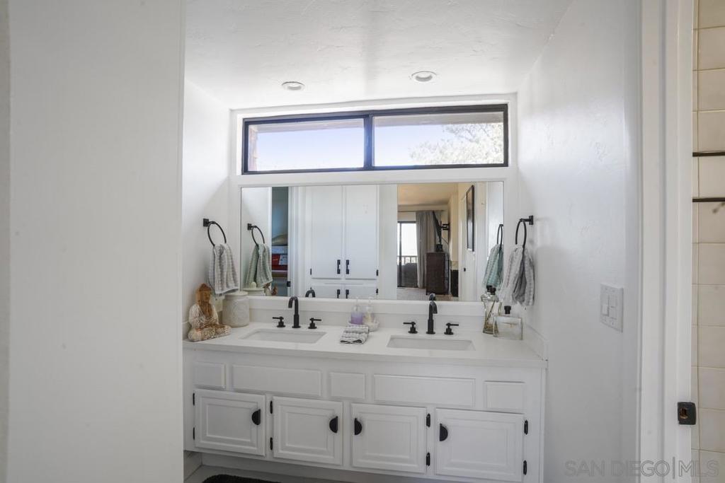 Del Mar - Residential Lease