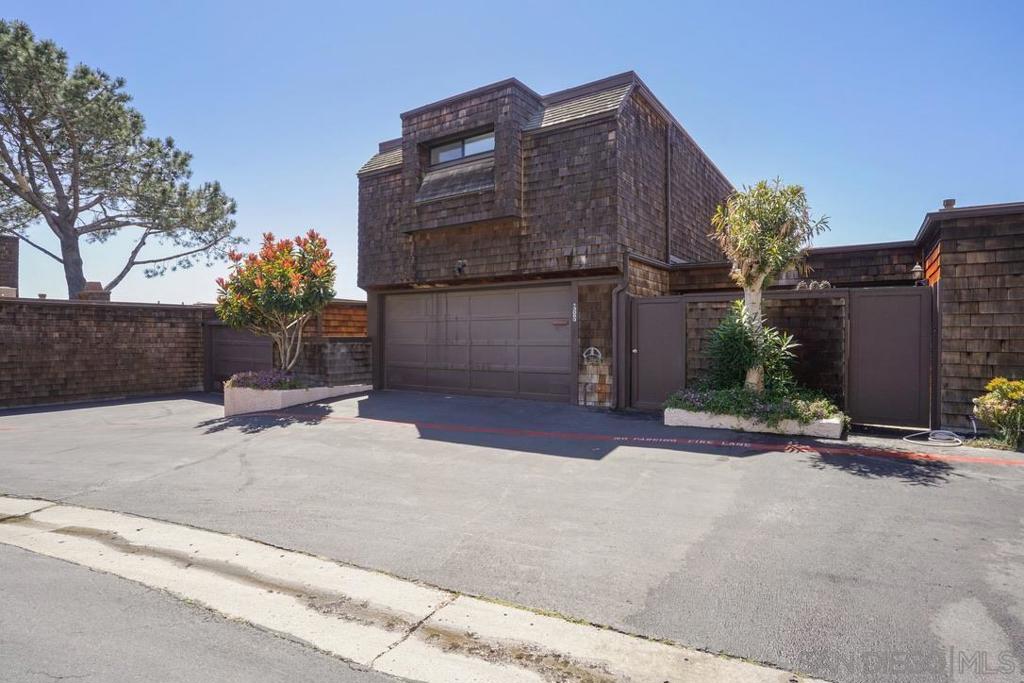 Del Mar - Residential Lease
